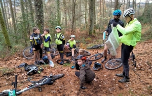 16 nov 2025 - 20km - 370mD+ /. 7 enfants et 3 accompagnateurs