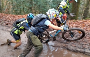 16 nov 2025 - 20km - 370mD+ /. 7 enfants et 3 accompagnateurs