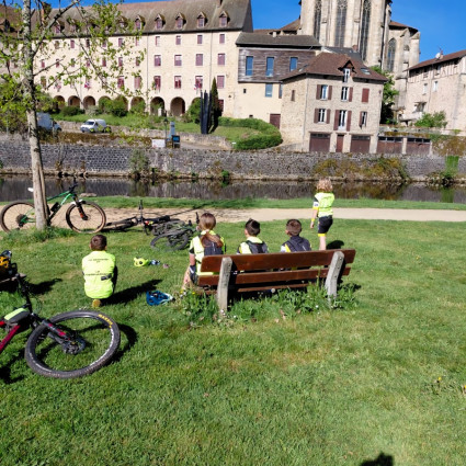 19 avril 2026 - 15km - 320 de D+ - Le goûter devant la Vienne et le cœur de ville